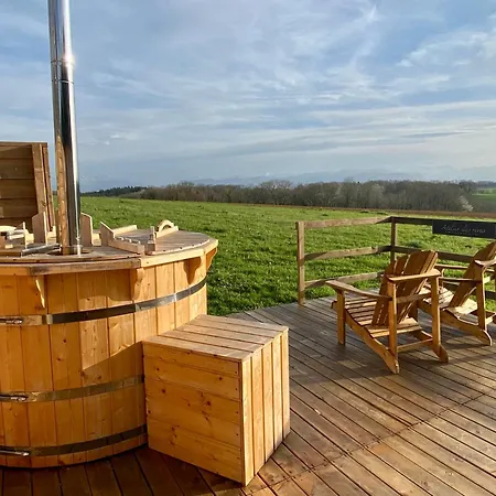 Bed and breakfast L'enclave Insolite - Avec Piscine Et Bains Nordiques Garderes